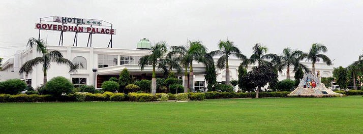 Hotel Goverdhan Palace - Mathura 01.jpg